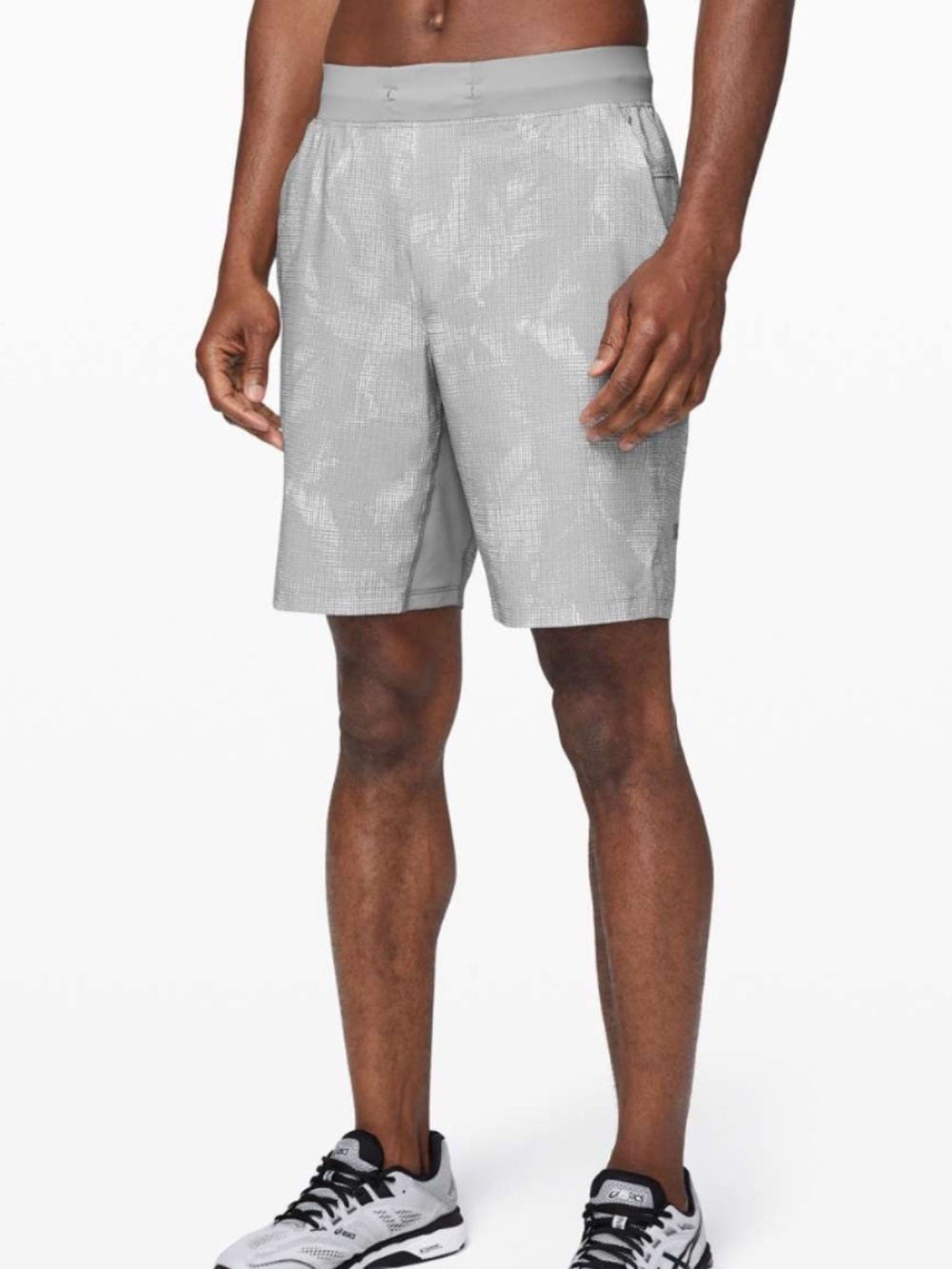 Lululemon T.H.E. Short 9" *Linerless Sz M in Illusion White Light Cast